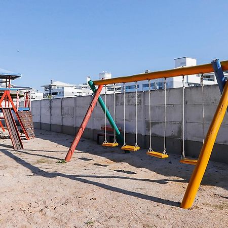 Ingleses A 50 Metros Da Praia 5 Pessoas 101 フロリアノポリス エクステリア 写真