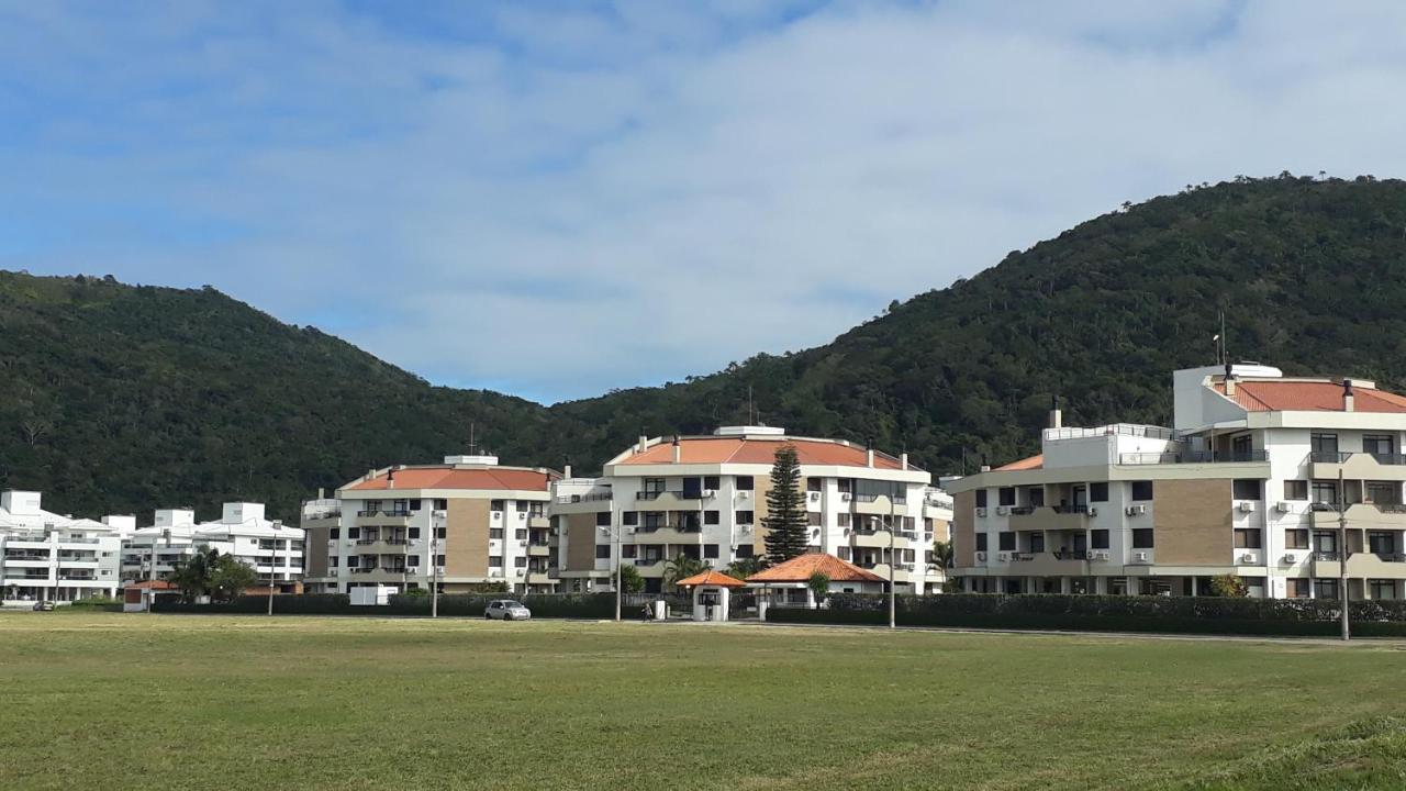 Ingleses A 50 Metros Da Praia 5 Pessoas 101 フロリアノポリス エクステリア 写真